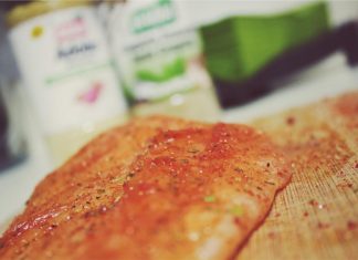 Стало известно, сколько жителей Петербурга готовы на снижение зарплаты ради удаленной работы